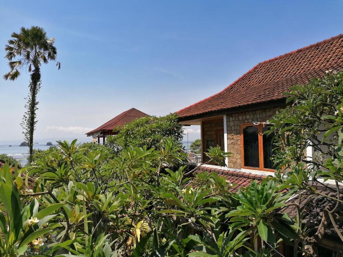Puri Oka Beach Bungalows チャンディダサ エクステリア 写真
